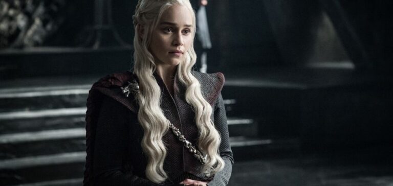 Lire la suite à propos de l’article Comment faire un Cosplay de Daenerys Targaryen en 2022 ?